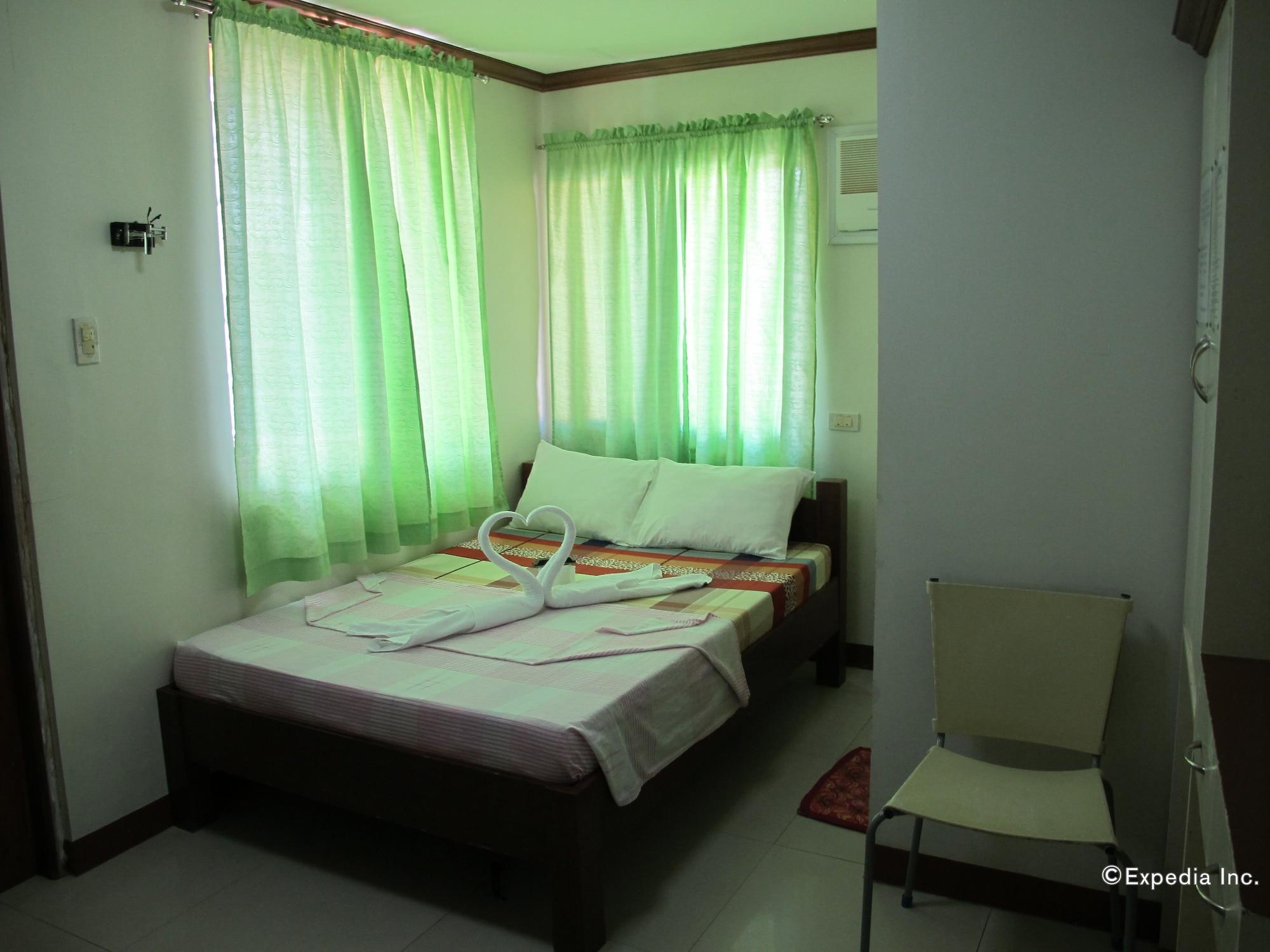 Sea Jewel Beach Resort Puerto Galera Εξωτερικό φωτογραφία