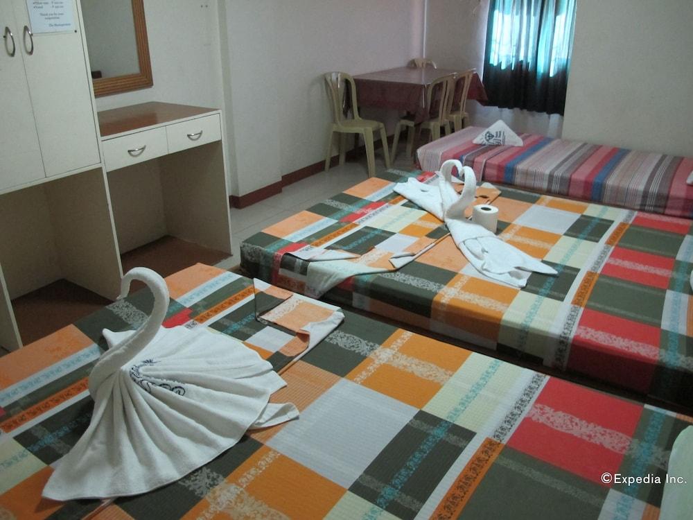 Sea Jewel Beach Resort Puerto Galera Εξωτερικό φωτογραφία