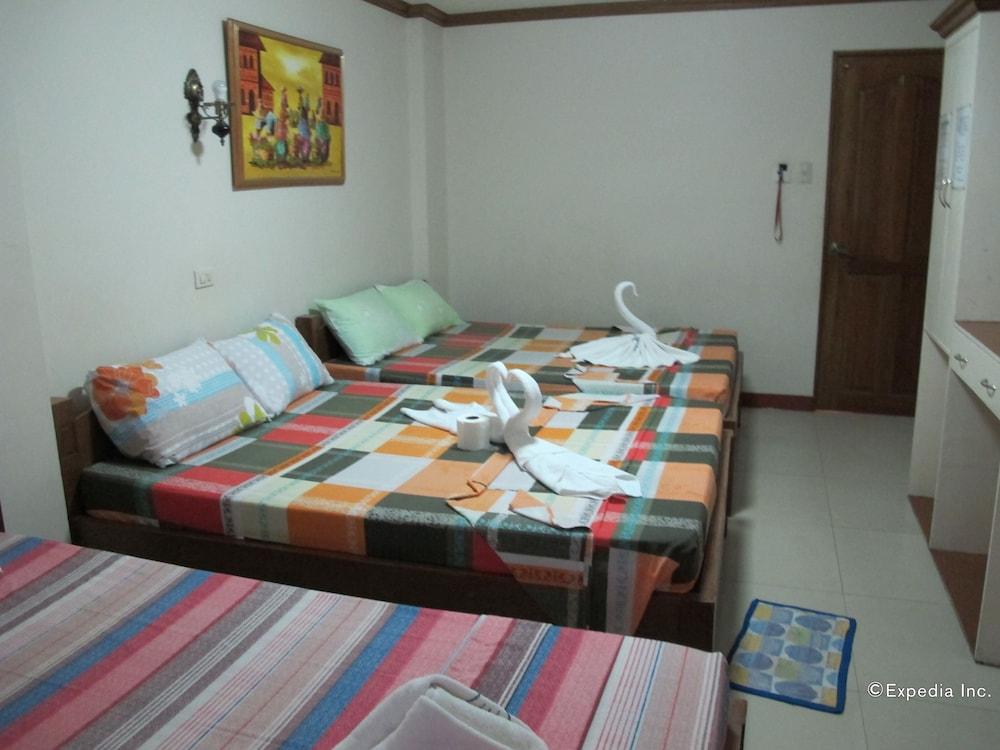 Sea Jewel Beach Resort Puerto Galera Εξωτερικό φωτογραφία