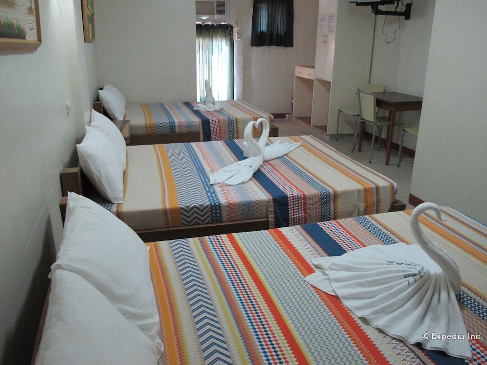 Sea Jewel Beach Resort Puerto Galera Εξωτερικό φωτογραφία